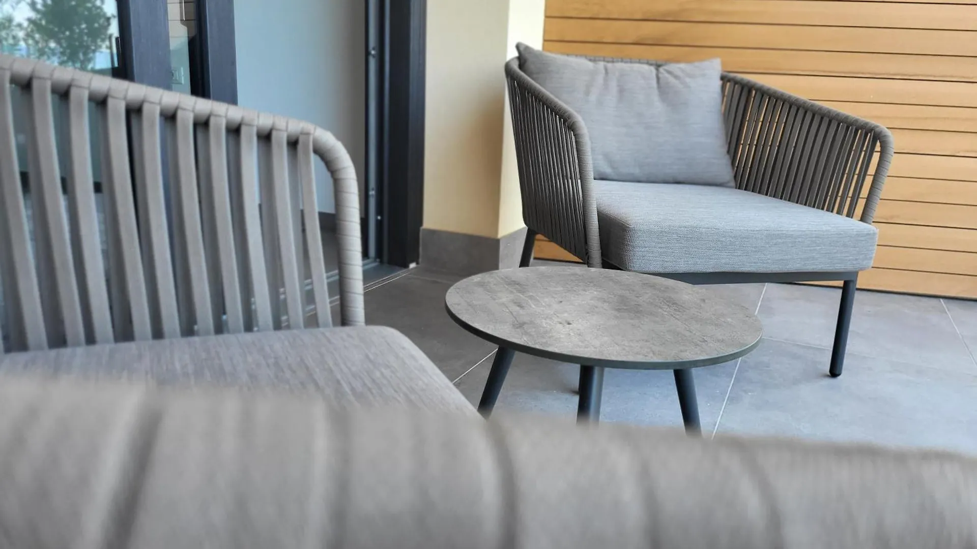 Aparthotel Attilio High Living Suites - Adults Only Torri Del Benaco