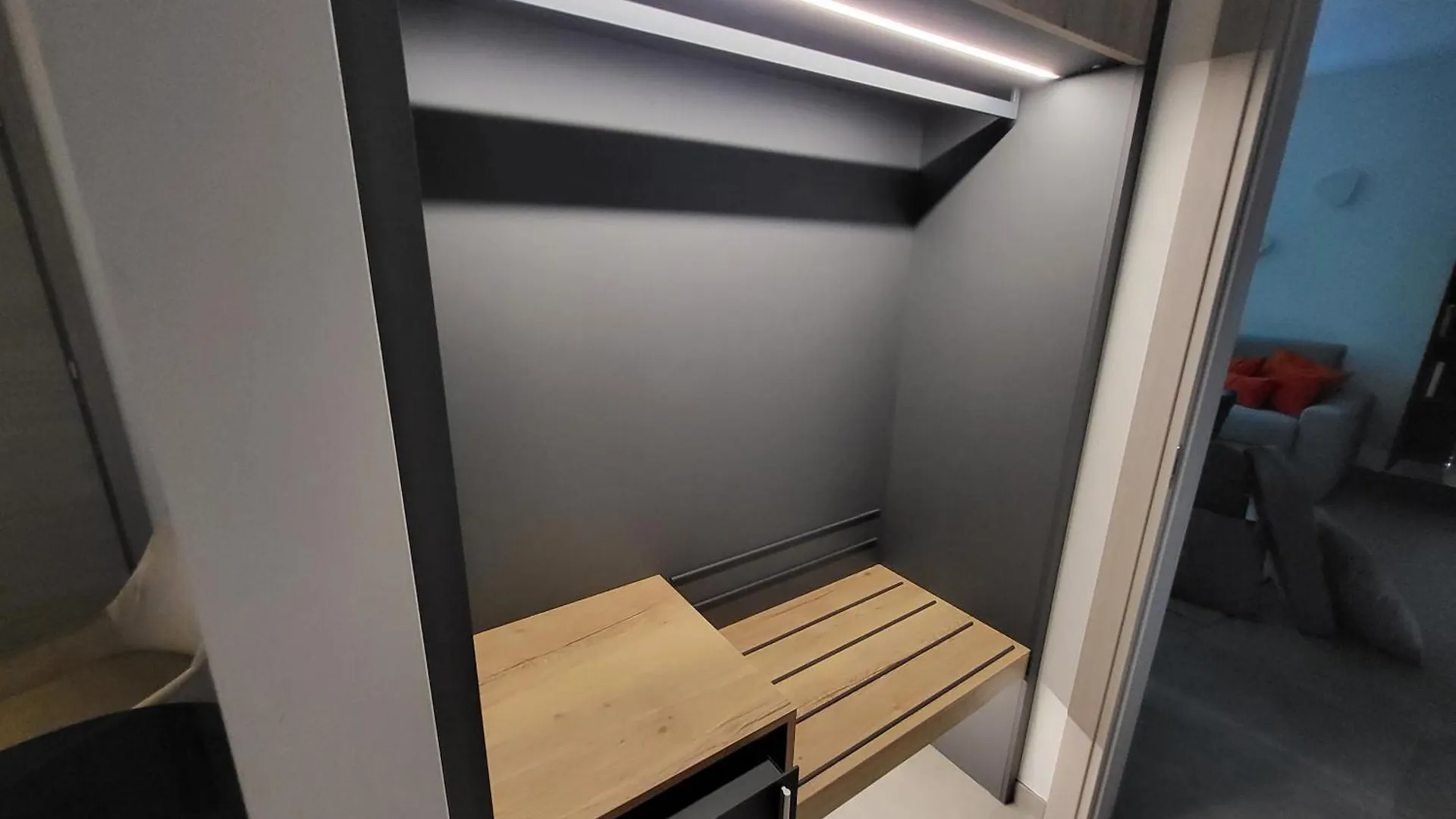 Aparthotel Attilio High Living Suites - Adults Only Torri Del Benaco