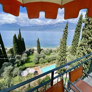 Wonderful View With Pool With Breakfast Gardasee Apartment
