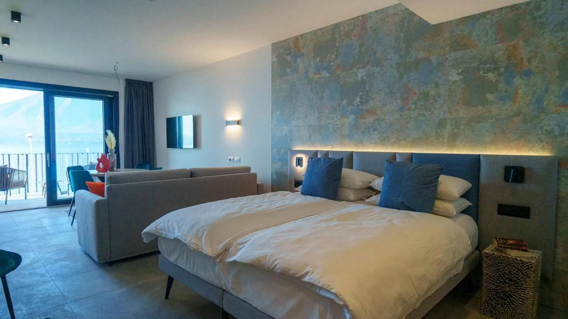 Aparthotel Attilio High Living Suites - Adults Only Torri Del Benaco Italia