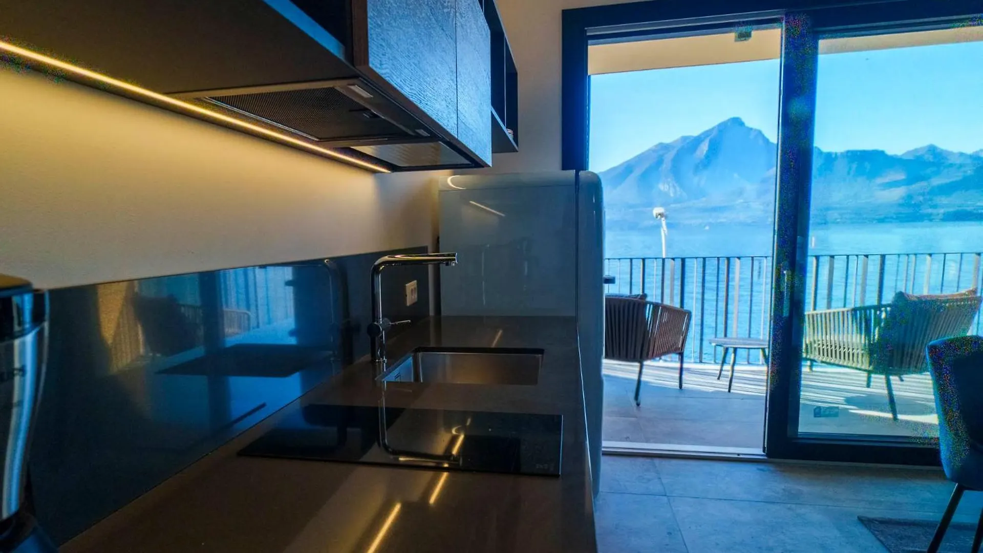 Aparthotel Attilio High Living Suites - Adults Only Torri Del Benaco